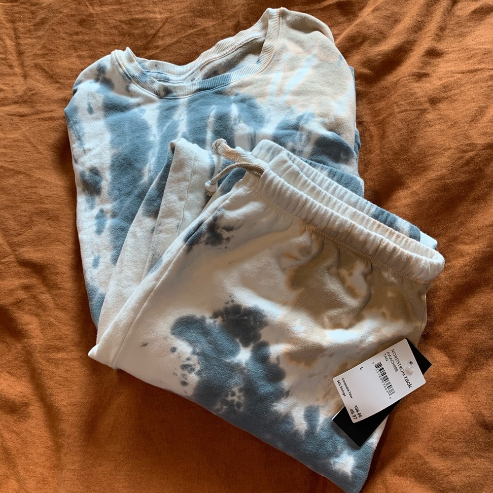 Tie dye lounge wear set